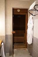 Belmondo Suites Old Town