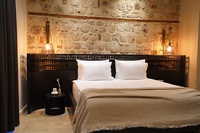 Belmondo Suites Old Town