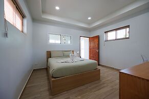 Pearl Seaview Villa with Private Gym