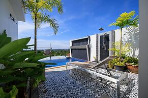 Pearl Seaview Villa with Private Gym