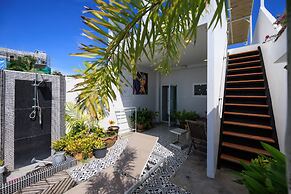 Pearl Seaview Villa with Private Gym