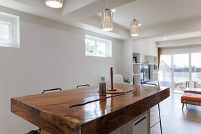 Pearl Seaview Villa with Private Gym