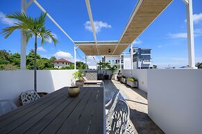 Pearl Seaview Villa with Private Gym