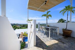 Pearl Seaview Villa with Private Gym