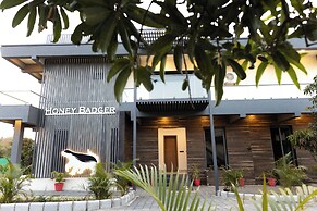 Daksh Eden Greenz -A Luxury Resort