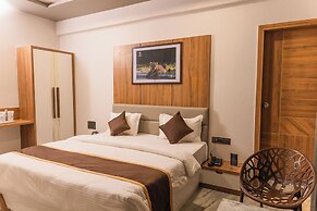 Daksh Eden Greenz -A Luxury Resort