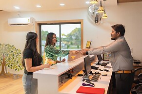 Daksh Eden Greenz -A Luxury Resort