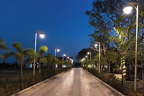 Daksh Eden Greenz -A Luxury Resort