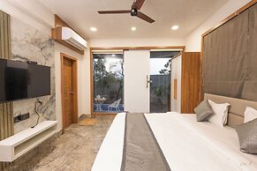 Daksh Eden Greenz -A Luxury Resort