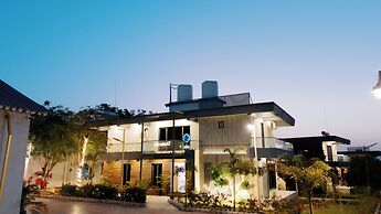 Daksh Eden Greenz -A Luxury Resort