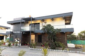 Daksh Eden Greenz -A Luxury Resort