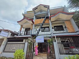 Amparo's Tourist Inn