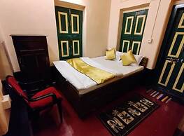 Tulin Heritage Bungalow