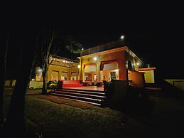 Tulin Heritage Bungalow