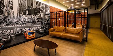 Neu Suites 3rdNvenue by Perfect Host