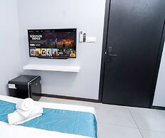 Neu Suites 3rdNvenue by Perfect Host