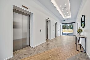 Central Park Residence