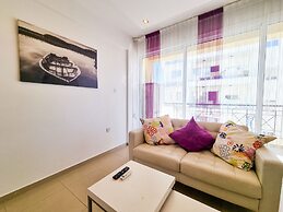 City Vibrance Apartment