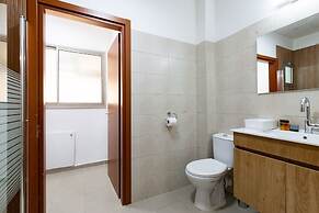 Stylish & Cozy Seaview Vacation APT