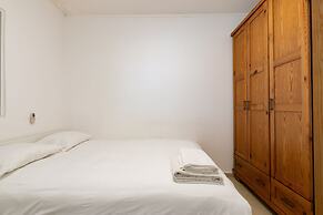 Stylish & Cozy Seaview Vacation APT