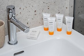 Cozy Pastel Studio in Gdańsk by Renters