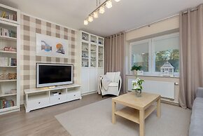 Soft Beige Raniuszka by Renters