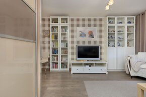 Soft Beige Raniuszka by Renters