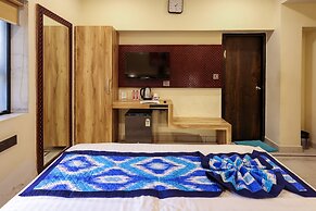 Vrinda Hotel