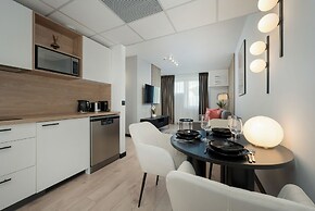 Elegant Apartment in Wroclaw by Renters