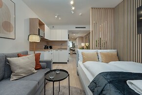 Elegant Studio in Wroclaw by Renters