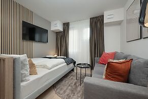 Elegant Studio in Wroclaw by Renters