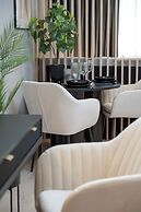 Elegant Studio in Wroclaw by Renters