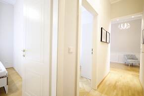 HeyMi Apartments Karlsplatz