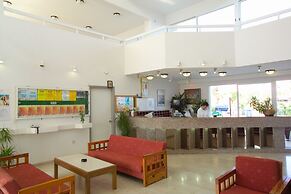 Pola Costa Beach Hotel Apartment