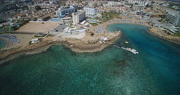Pola Costa Beach Hotel Apartment
