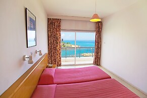 Pola Costa Beach Hotel Apartment