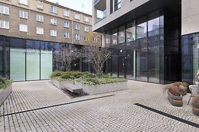 Luxurious Apartment in Gdynia by Renters