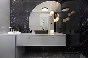 Luxurious Apartment in Gdynia by Renters