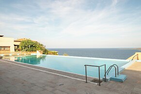 Giotto In Sardegna With Shared Pool