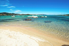 Giotto In Sardegna With Shared Pool