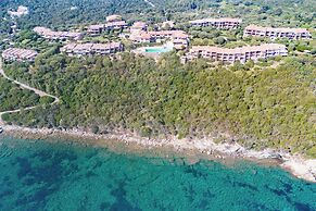Giotto In Sardegna With Shared Pool