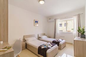 SwieqiStay room2 private bath - Paceville