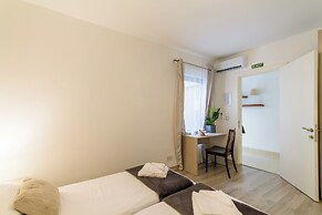 SwieqiStay room2 private bath - Paceville