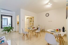 Villa Swieqi with shared rooms 3