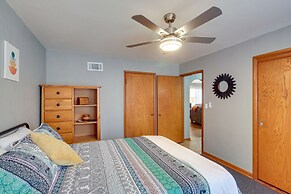 Missouri Escape w/ Furnished Patio, Near Downtown!
