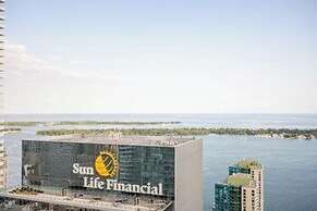 Toronto. 14 York 35 Floor