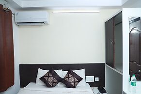 Urban Stay Chairmen Hotel