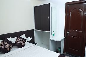 Urban Stay Chairmen Hotel