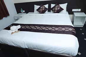 Urban Stay Chairmen Hotel