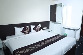 Urban Stay Chairmen Hotel